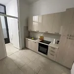 N Apartment *
